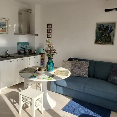 Apartment Tatyana Bonjour *